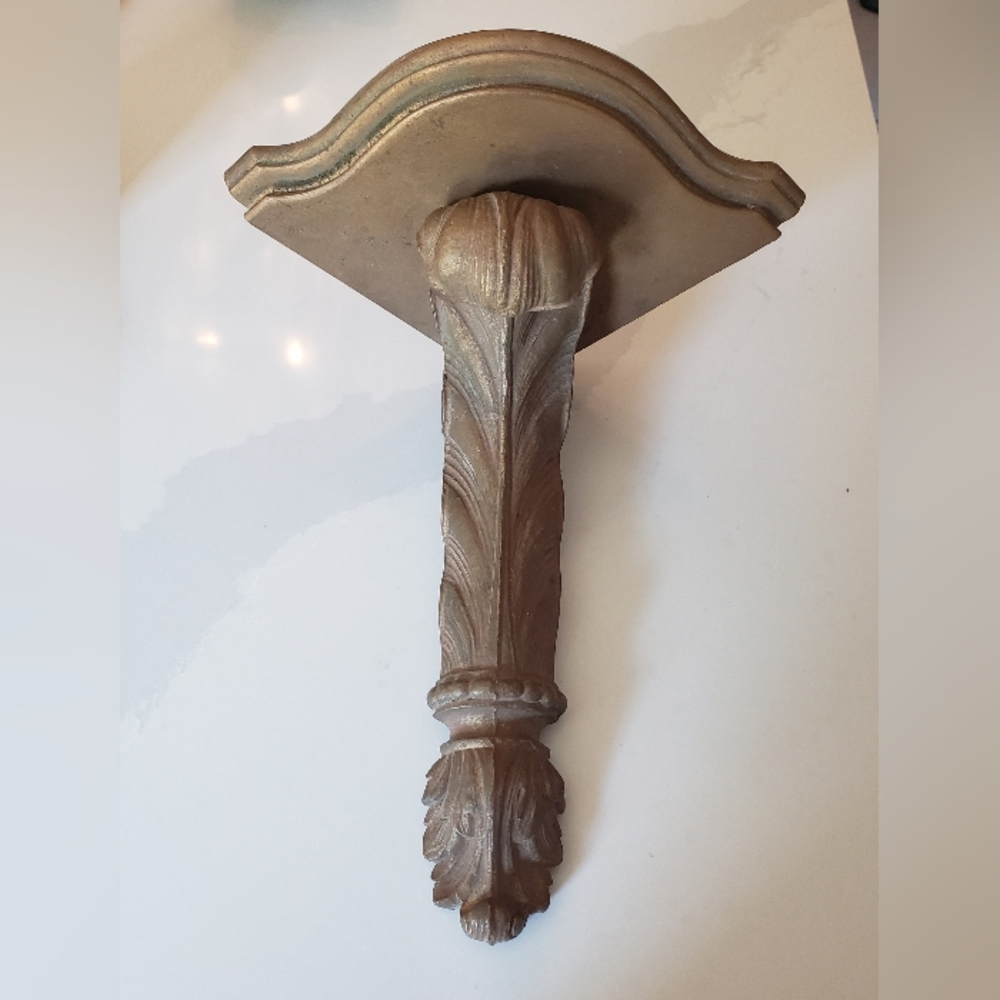 Vintage Syroco Wood Corner Display Shelf, Hard To Come By, Wood Composite - Picture 3 of 9